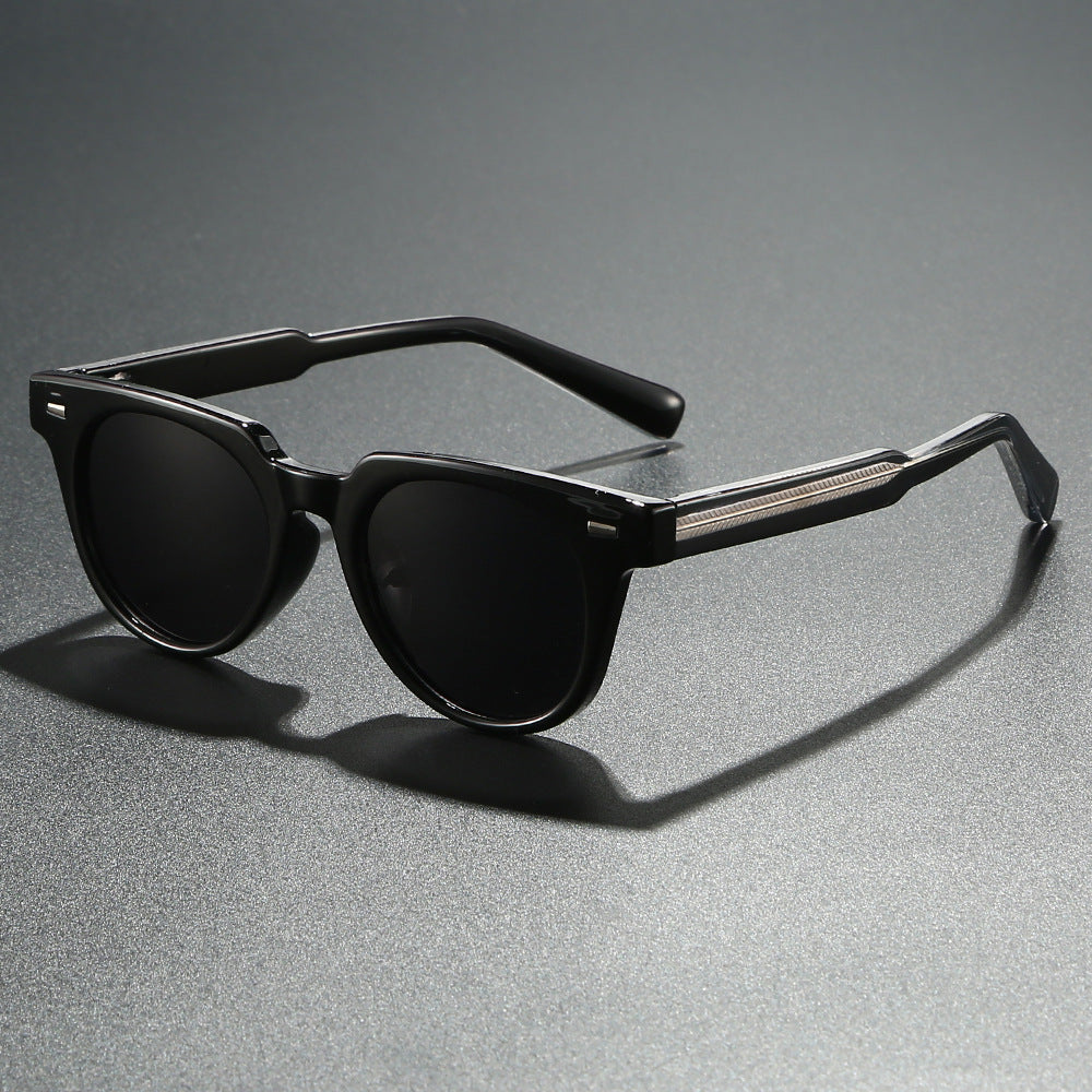 Ladies fashionable sunglasses in elegant retro design Kalsten