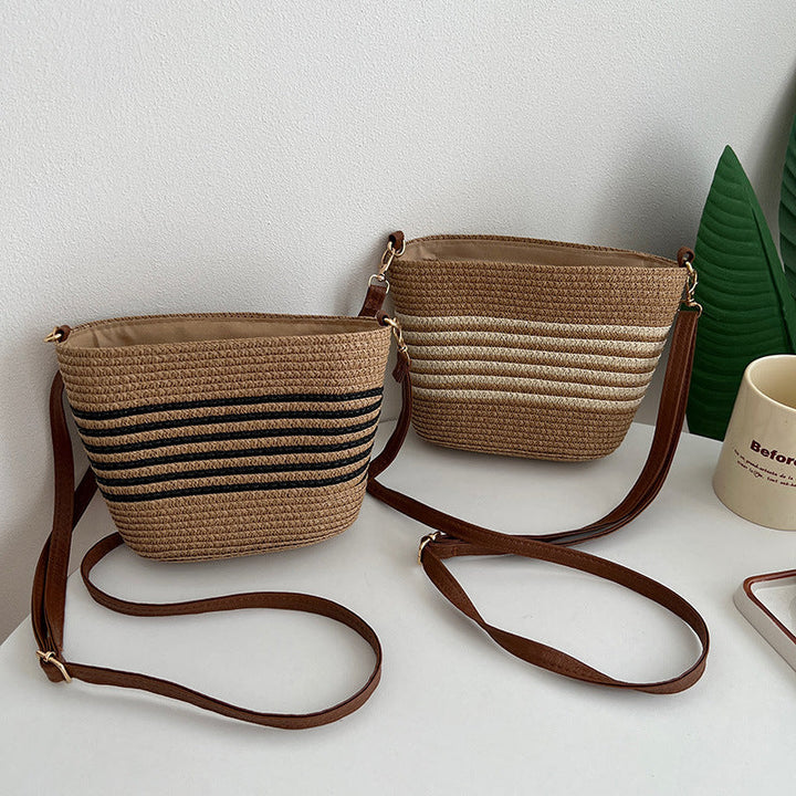 Handcrafted Straw Bag with Modern Design Kalsten