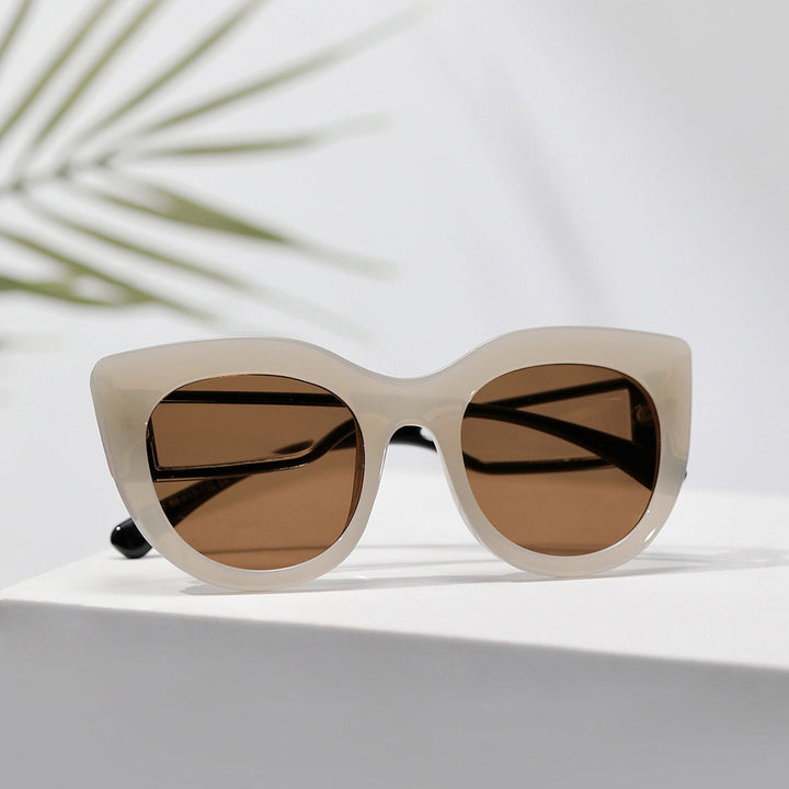 Women's fashionable cat-eye sunglasses with wide UV protection lenses Kalsten