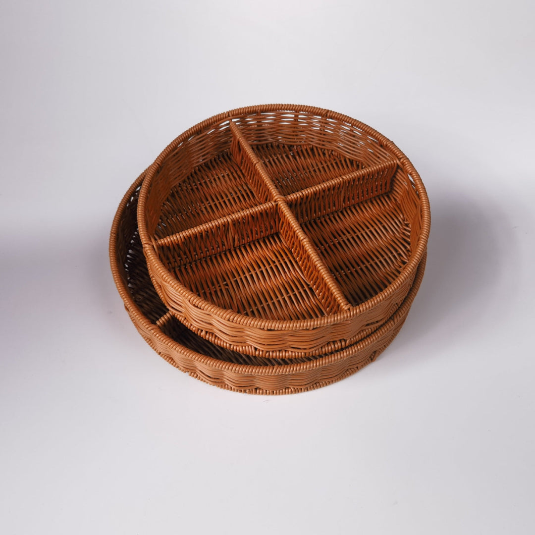 Ladies round basket plate with compartments Kalsten