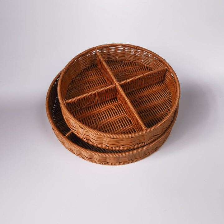 Ladies round basket plate with compartments Kalsten