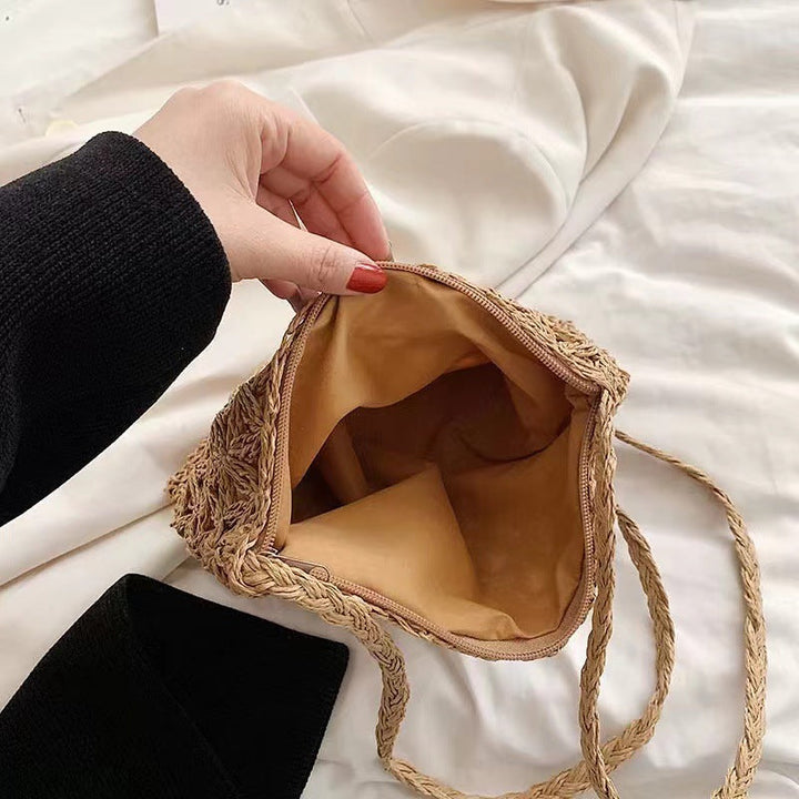 Crocheted Shoulder Bag Made of Natural Material Kalsten