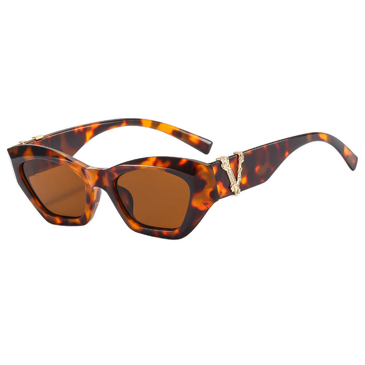 Women's Cat-Eye Sunglasses with Luxurious Details Kalsten