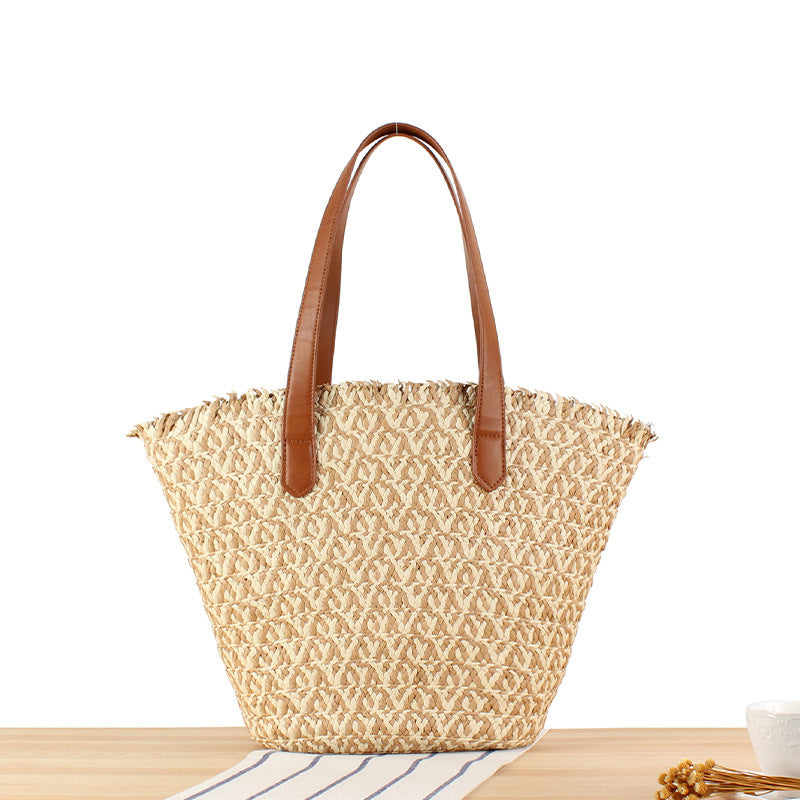 Elegant Basket Bag with Fine Pattern Kalsten