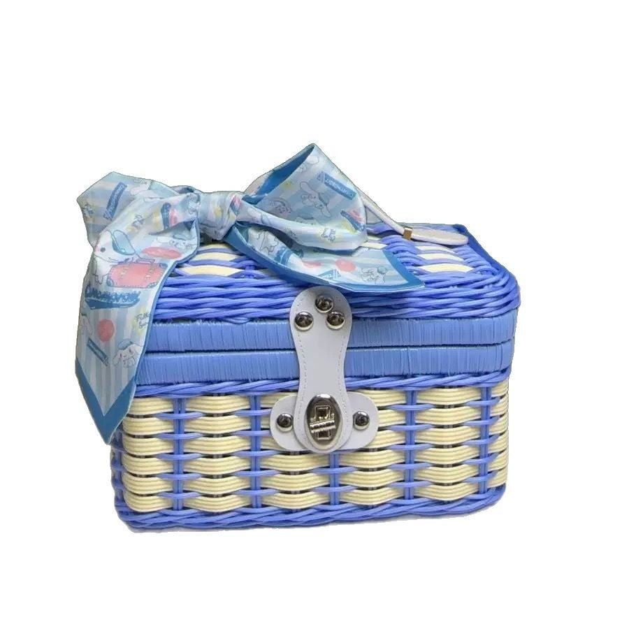 Women Robust Rattan Storage Box Kalsten