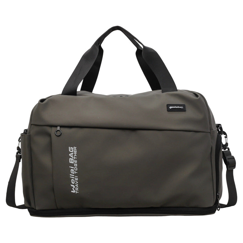 Travel and Sports Bag with Water-Repellent Material and Many Compartments Kalsten