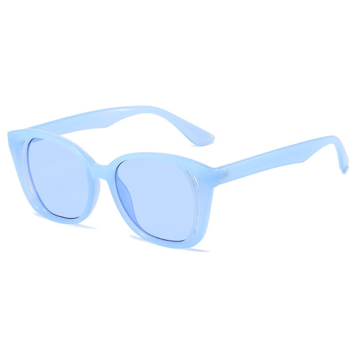 Ladies stylish cat-eye sunglasses with sturdy frame Kalsten