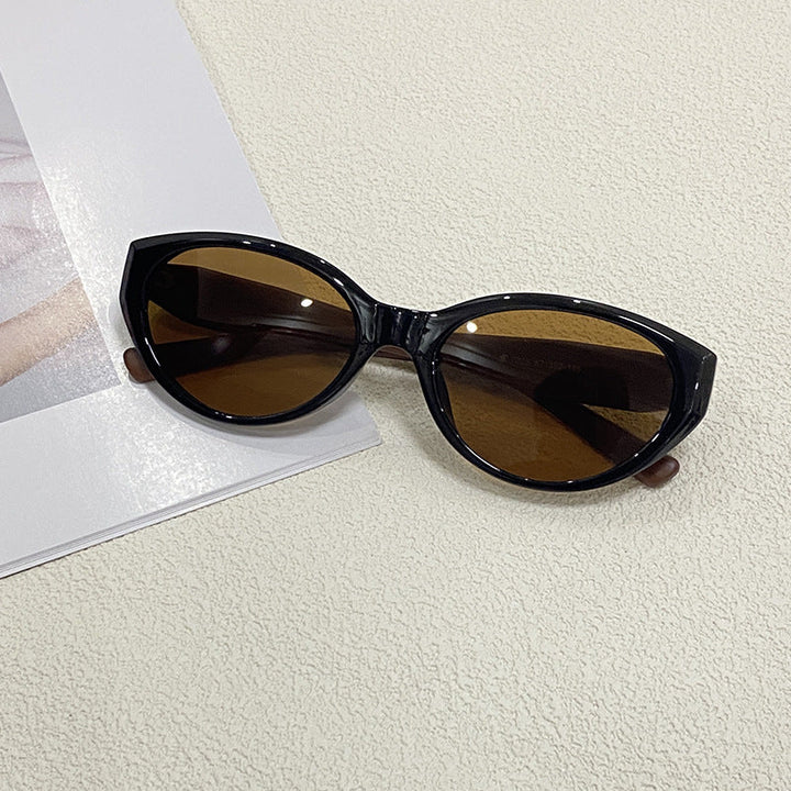 Fashionable Cat-Eye Sunglasses for Stylish Outfits Kalsten