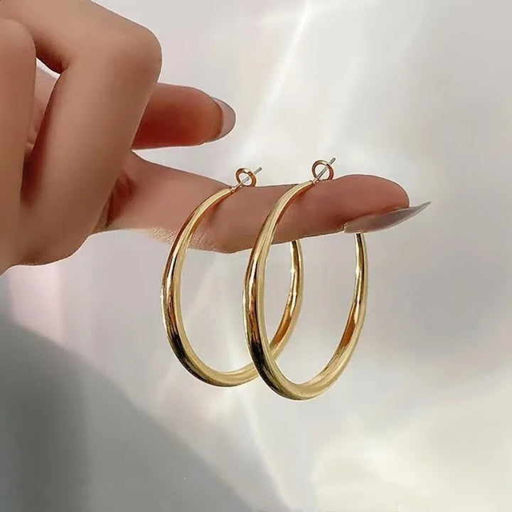 Fashionable Geometric Hoop Earrings Made of High-Quality Metal Kalsten