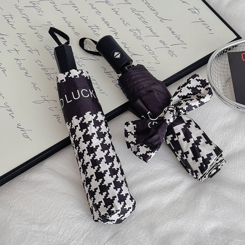 Women Folding Umbrella with Modern Wave Pattern Kalsten