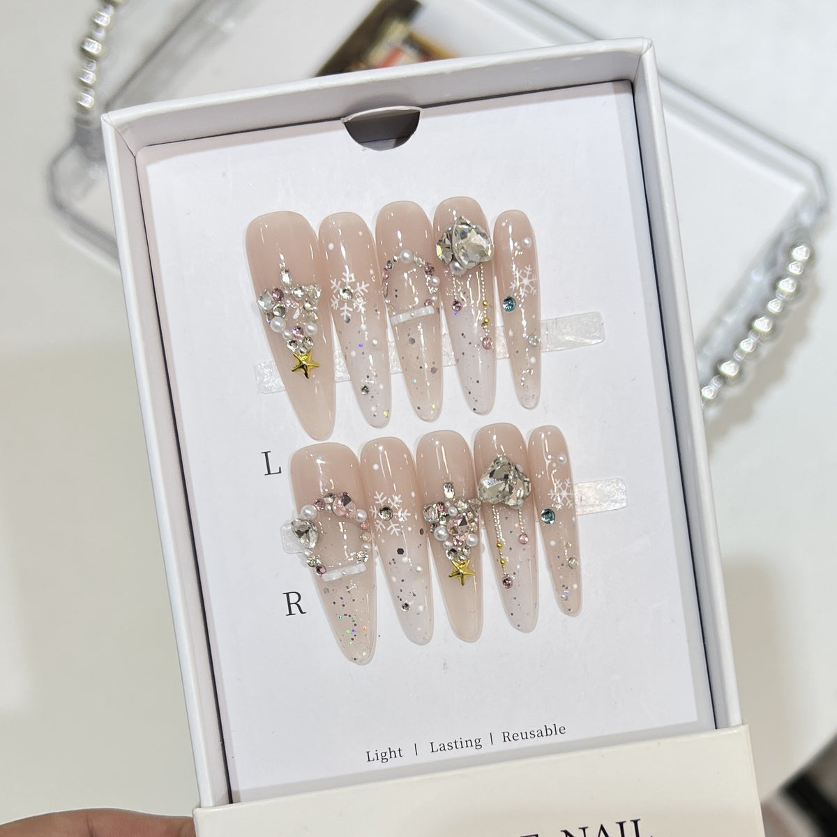 Snowflake-Inspired Glitter Press-On Nail Set Acalora