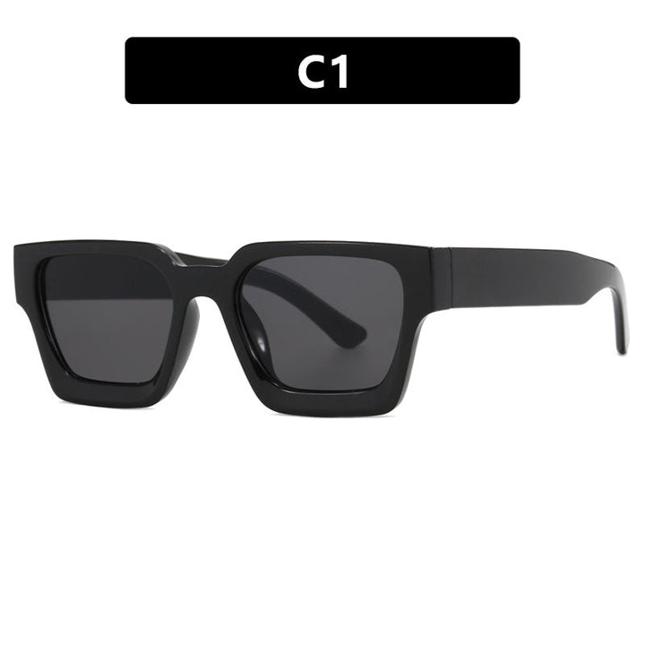 Women's fashionable square reading glasses with transparent frame construction Kalsten