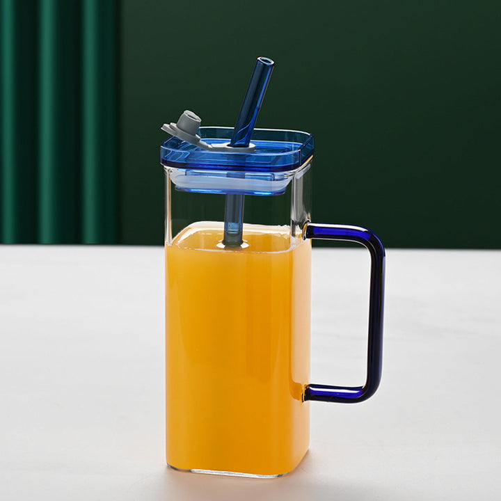 Women's drinking container with innovative lid system and integrated straw Kalsten