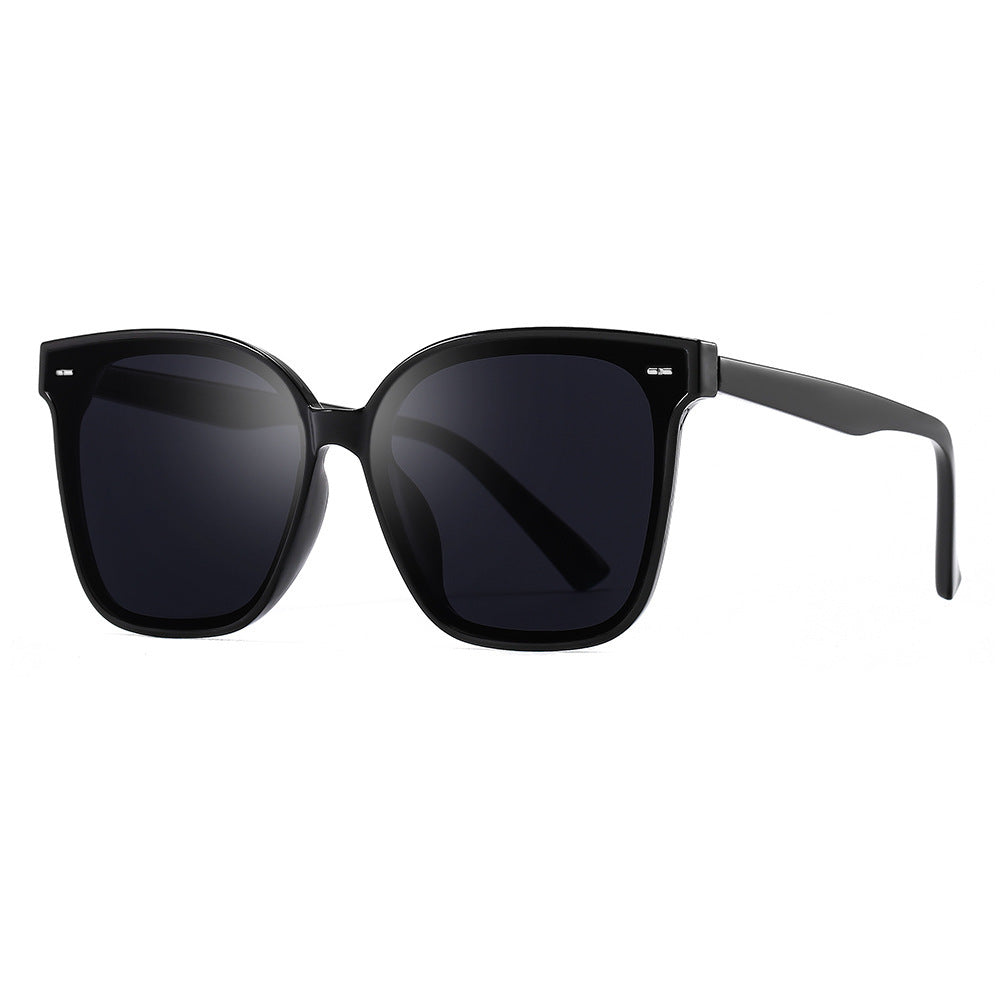 Women’s sunglasses in modern geometric design Kalsten