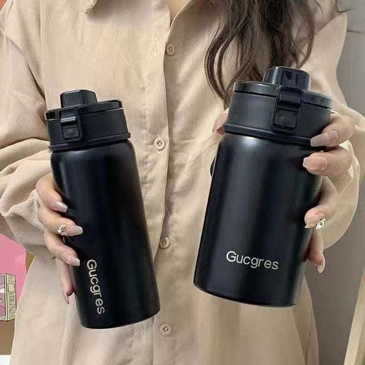 Ladies insulated drinking vessel with innovative flip lid Kalsten