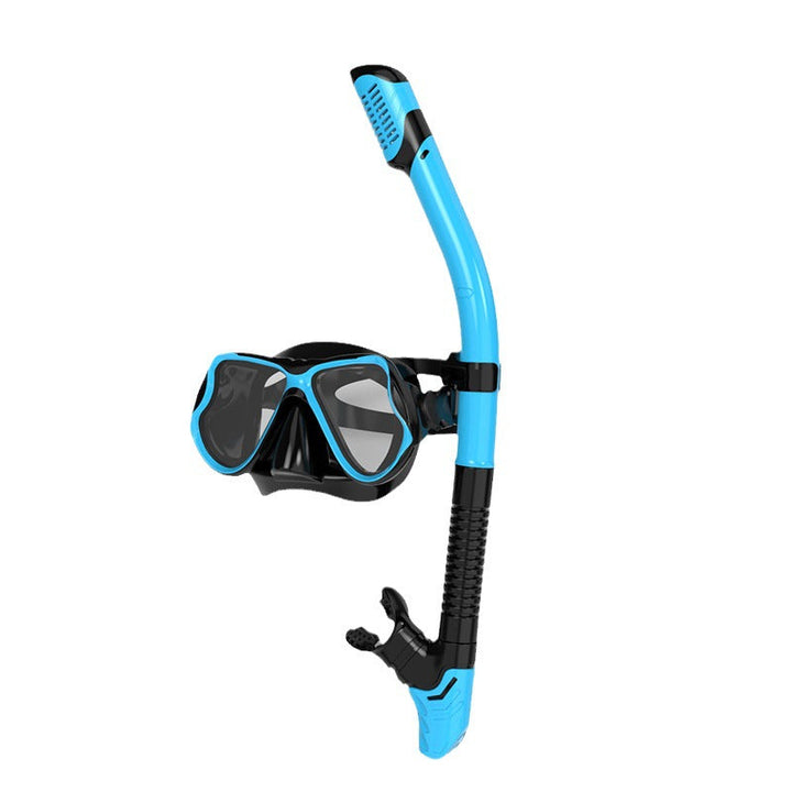 Snorkel mask with ergonomic fit and innovative breathing technology Kalsten