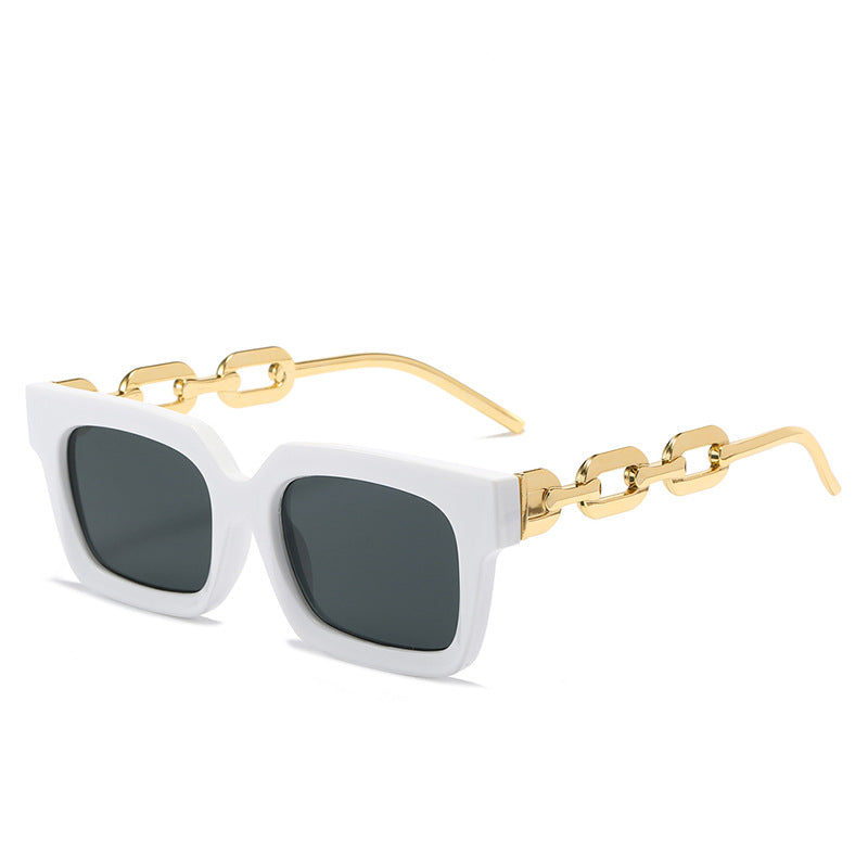 Women's fashionable sunglasses with unique chain element Kalsten