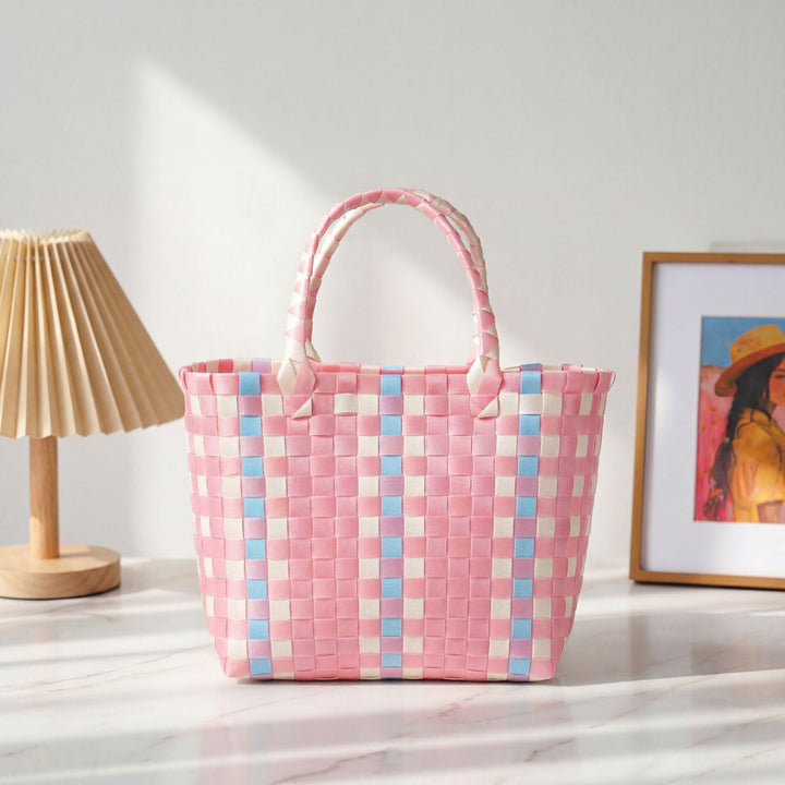 Handwoven basket bag with modern structural pattern Kalsten