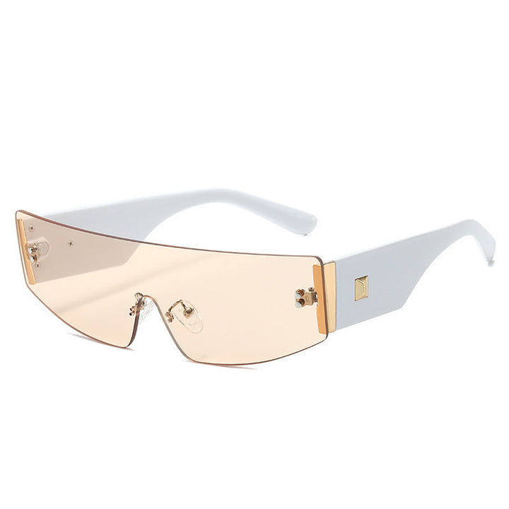 Ladies trendy sunglasses with futuristic design Kalsten