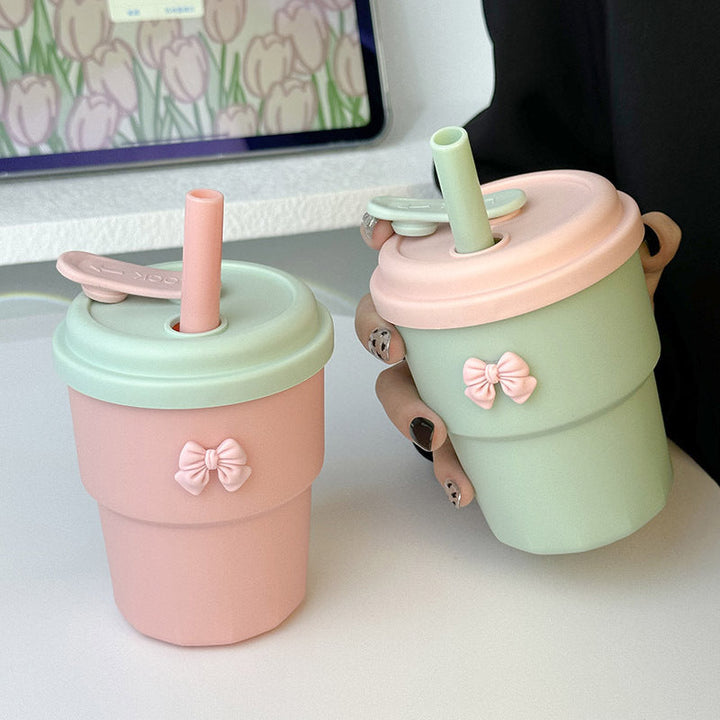 Women's Reusable Drinking Cup with Integrated Straw and Secure Closure Kalsten