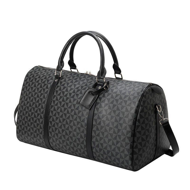 Spacious travel bag with stylish geometric design Kalsten