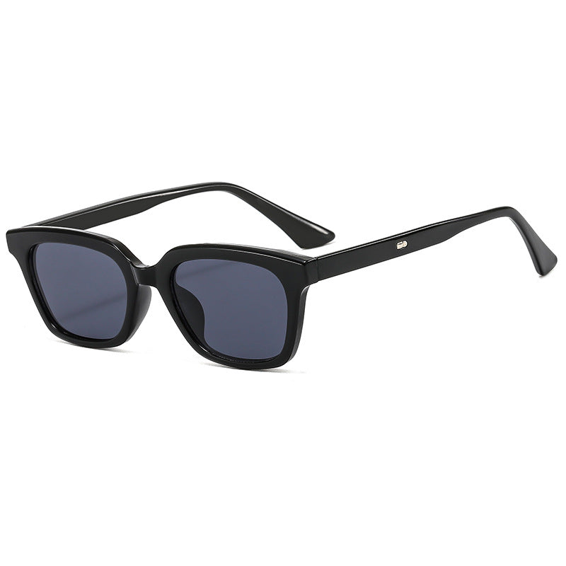 Ladies trendy sunglasses with wide, square frame Kalsten