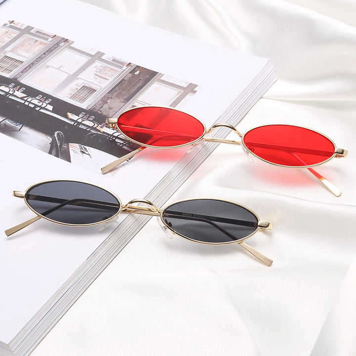 Ladies elegant sunglasses in oval metal frame Kalsten
