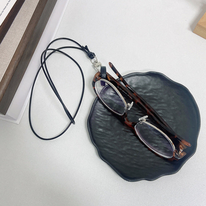 Fashionable Glasses Holder Chain Made of High-Quality Leather Kalsten
