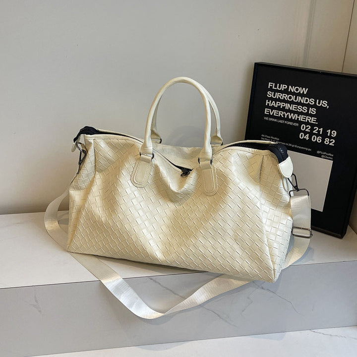 Handcrafted Travel Bag Made of Woven Leather Kalsten