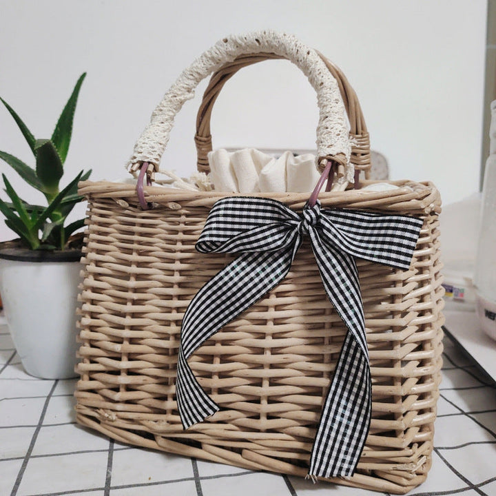 Women’s handbag with pearl chain Kalsten