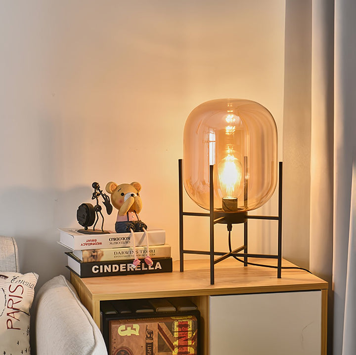 Oda Accent lamp Table Lamp | Kalsten