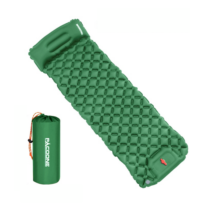 Compact sleeping mat with integrated pillow | Kalsten