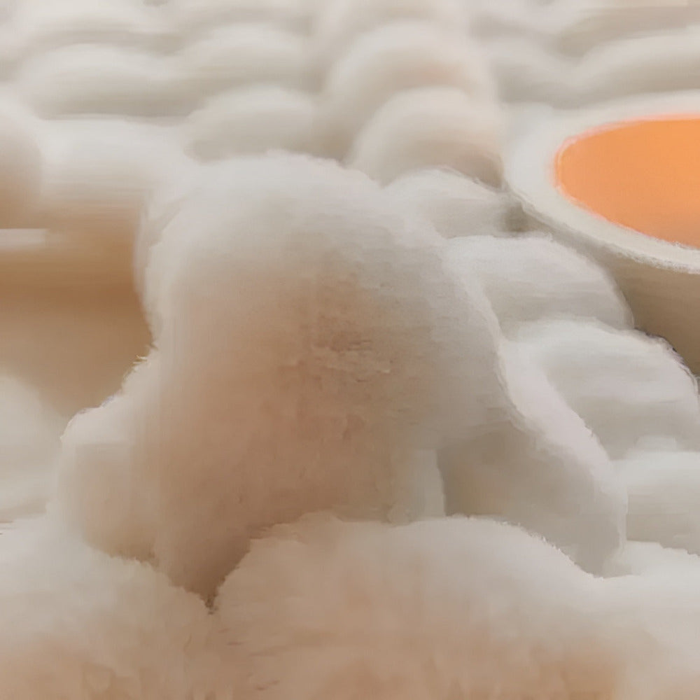 Skanto | Fluffy Faux Fur Travel Blanket – Soft and Washable Fleece Blanket