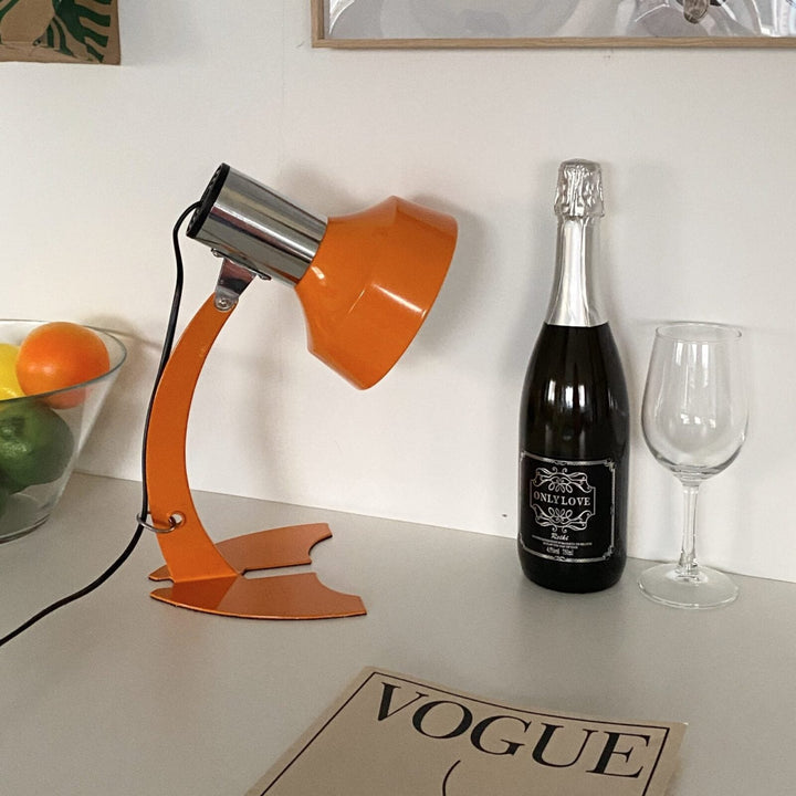 Orange Daffy Table Lamp | Kalsten