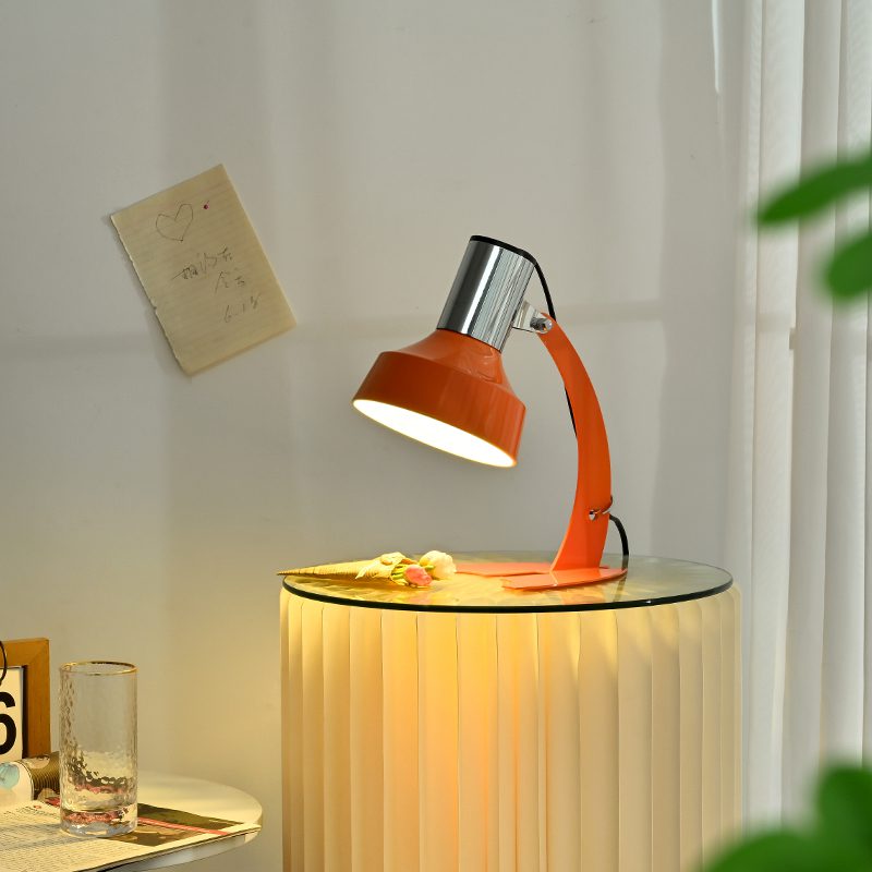 Orange Daffy Table Lamp | Kalsten