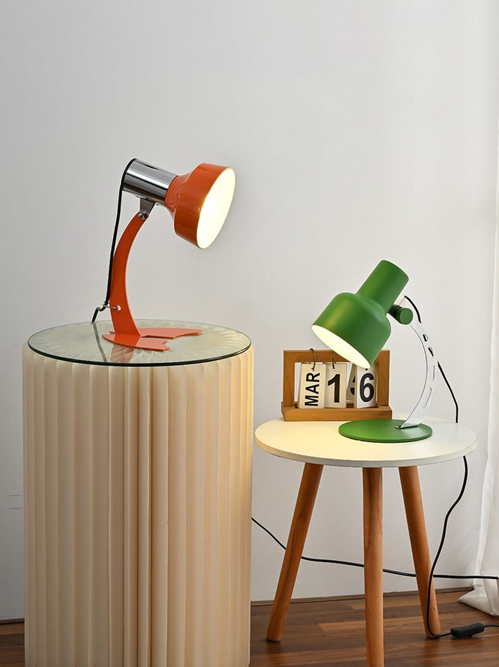 Orange Daffy Table Lamp | Kalsten