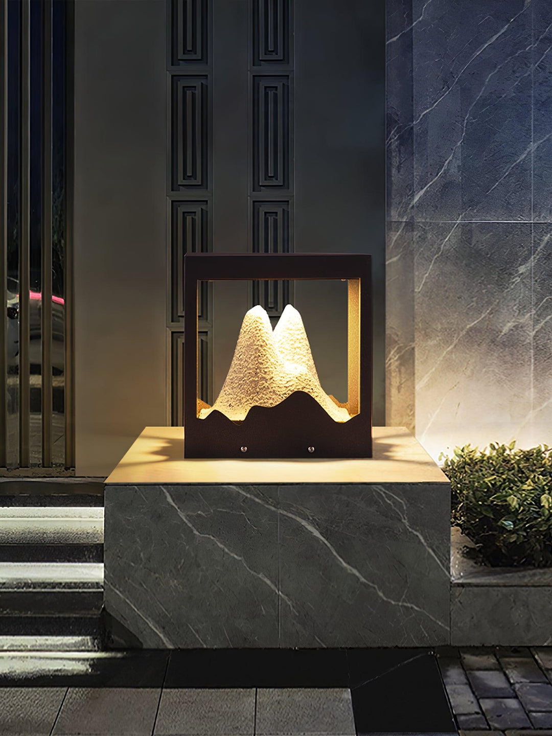 Orif Garden Outdoor Light | Kalsten