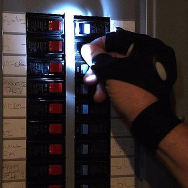 Eureka  - The Amazing LED Work Glove | Kalsten