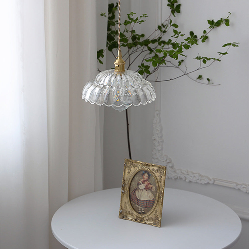 Mid-Century Clear Glass Elegance Pendant Light | Kalsten