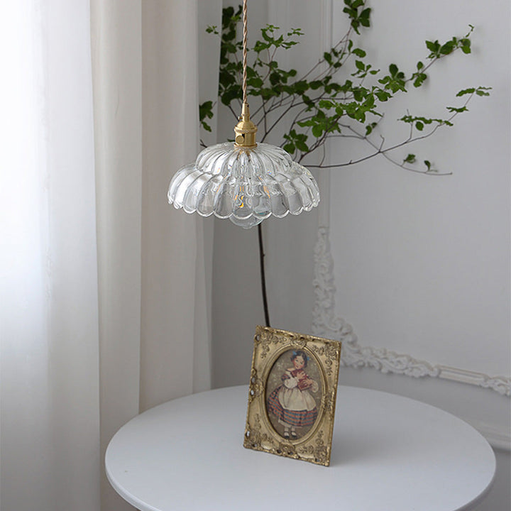 Mid-Century Clear Glass Elegance Pendant Light | Kalsten