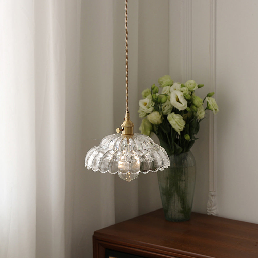Mid-Century Clear Glass Elegance Pendant Light | Kalsten