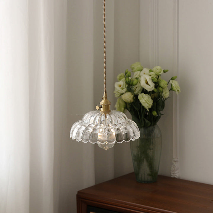Mid-Century Clear Glass Elegance Pendant Light | Kalsten