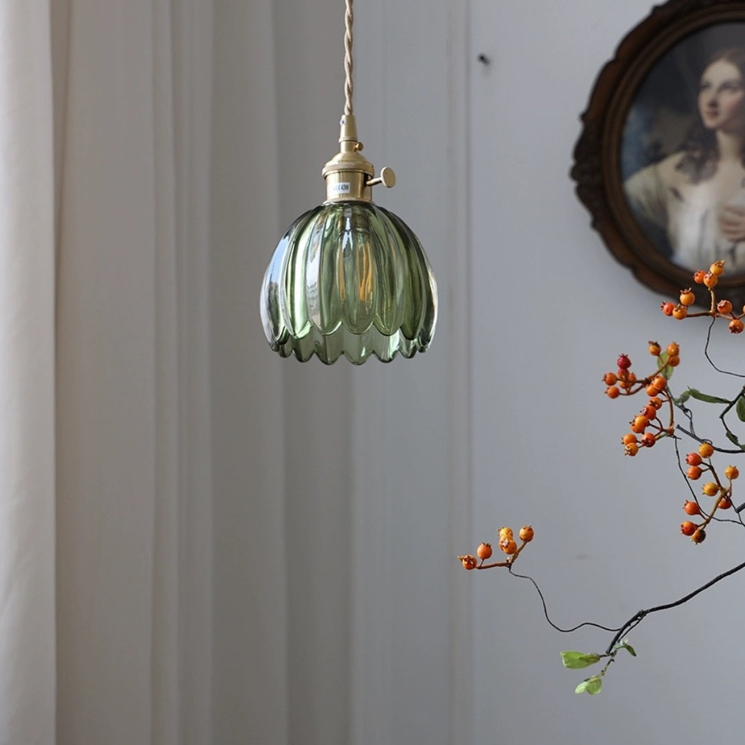 Mid-Century Flower Shade Clear Pendant Light | Kalsten
