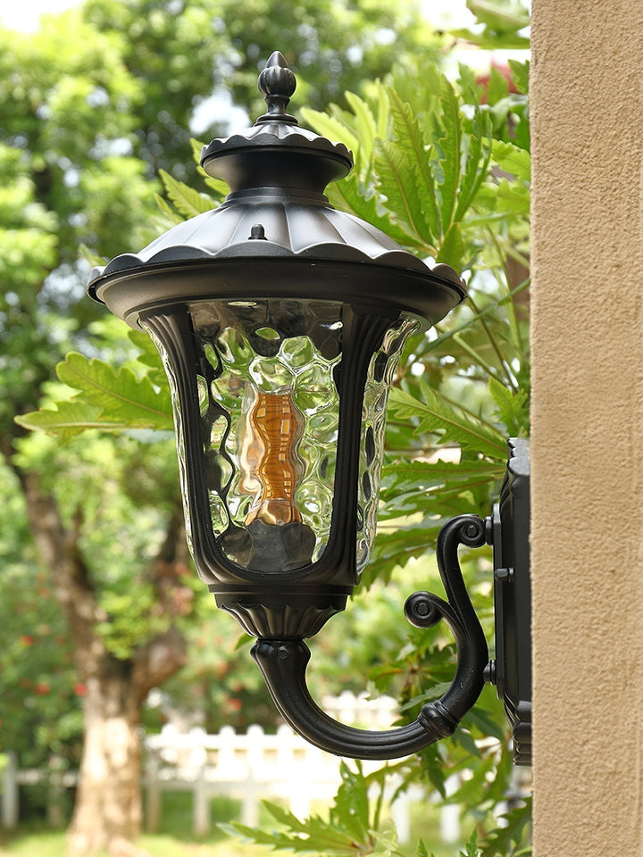 Palace Outdoor Wall Light | Kalsten