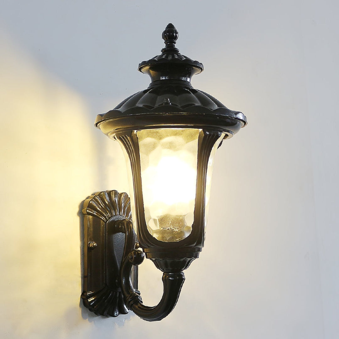 Palace Outdoor Wall Light | Kalsten