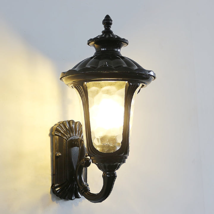 Palace Outdoor Wall Light | Kalsten