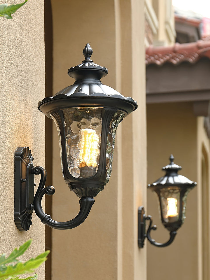 Palace Outdoor Wall Light | Kalsten