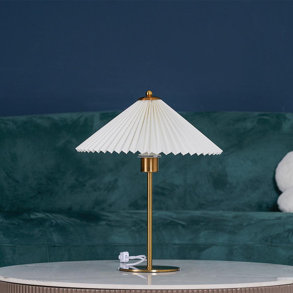 Perla Pleated Table Lamp | Kalsten