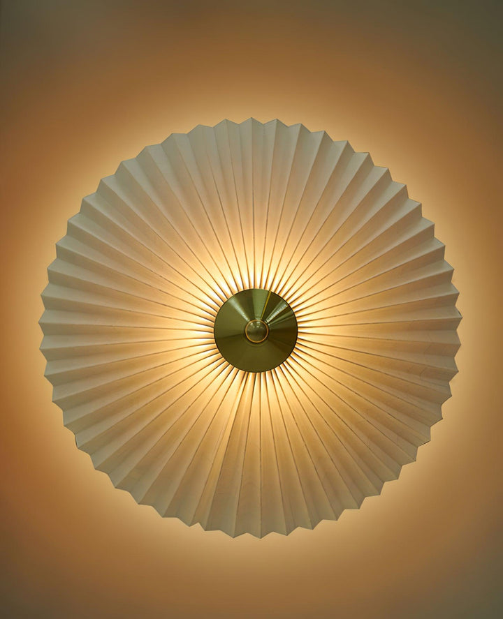 Perla Pleated Table Lamp | Kalsten