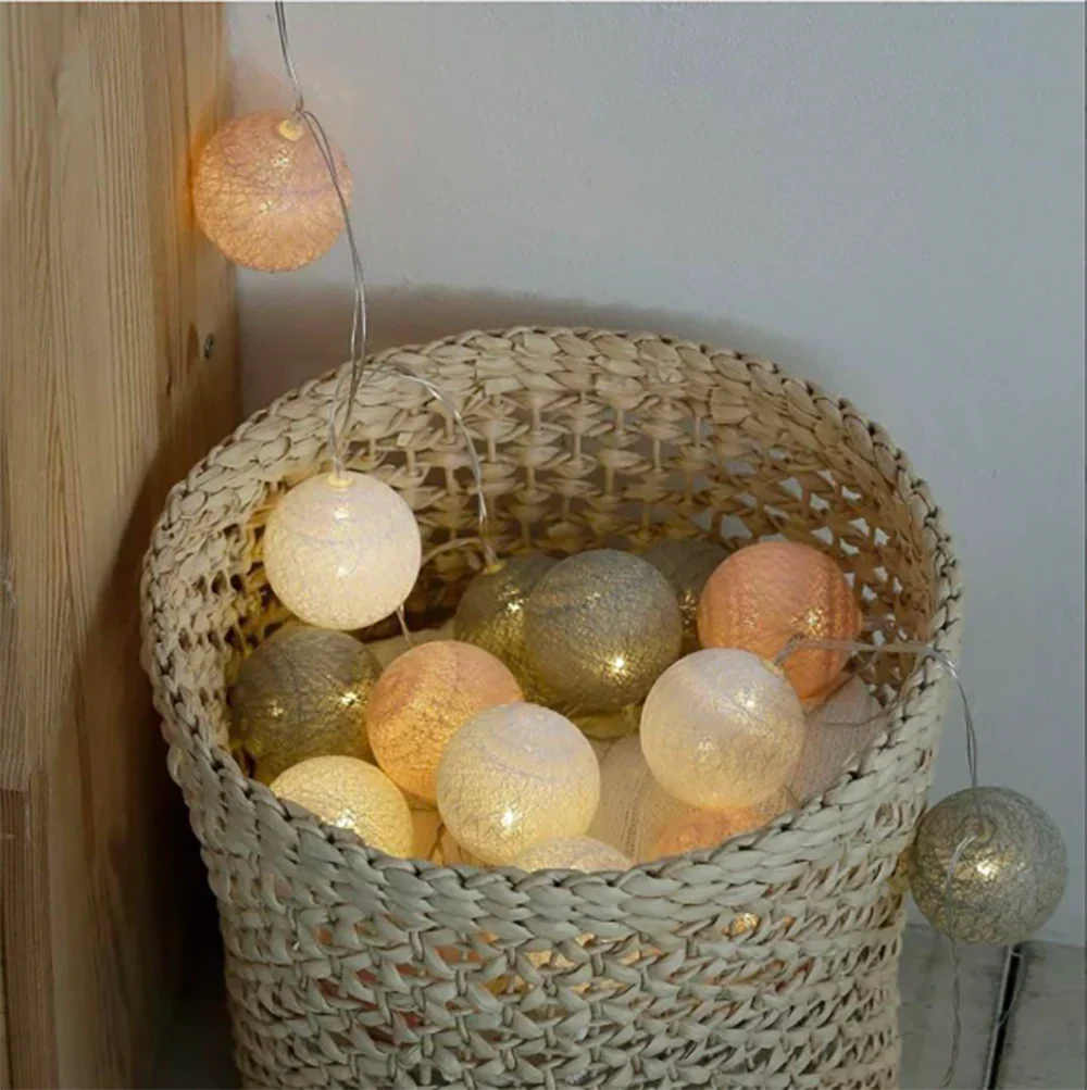 Kalsten | Cotton Ball Garland
